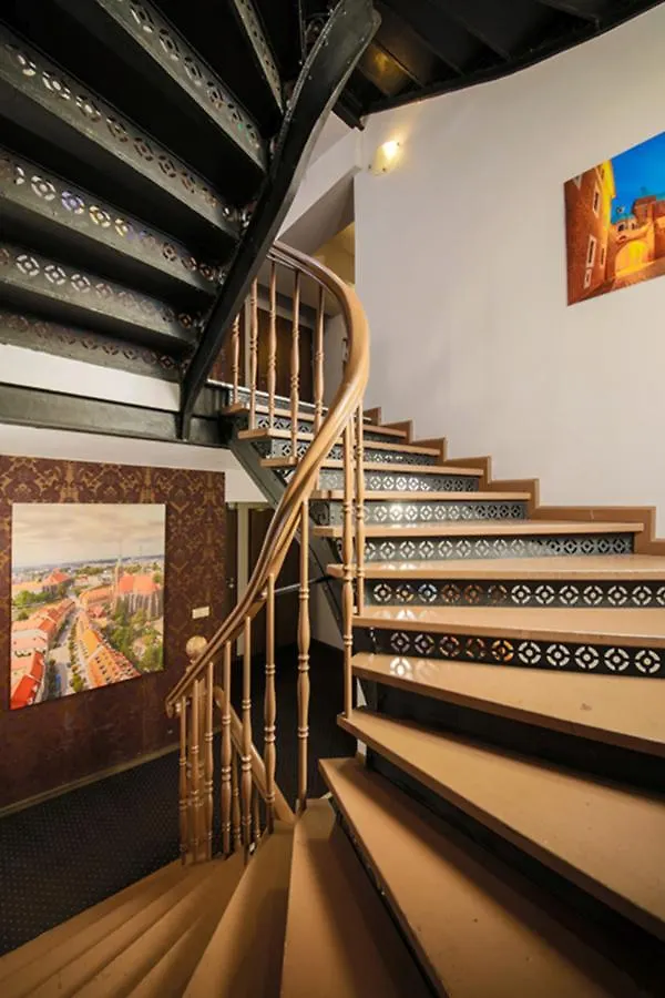 Boogie Deluxe Old Town Aparthotel Wroclaw 3*,